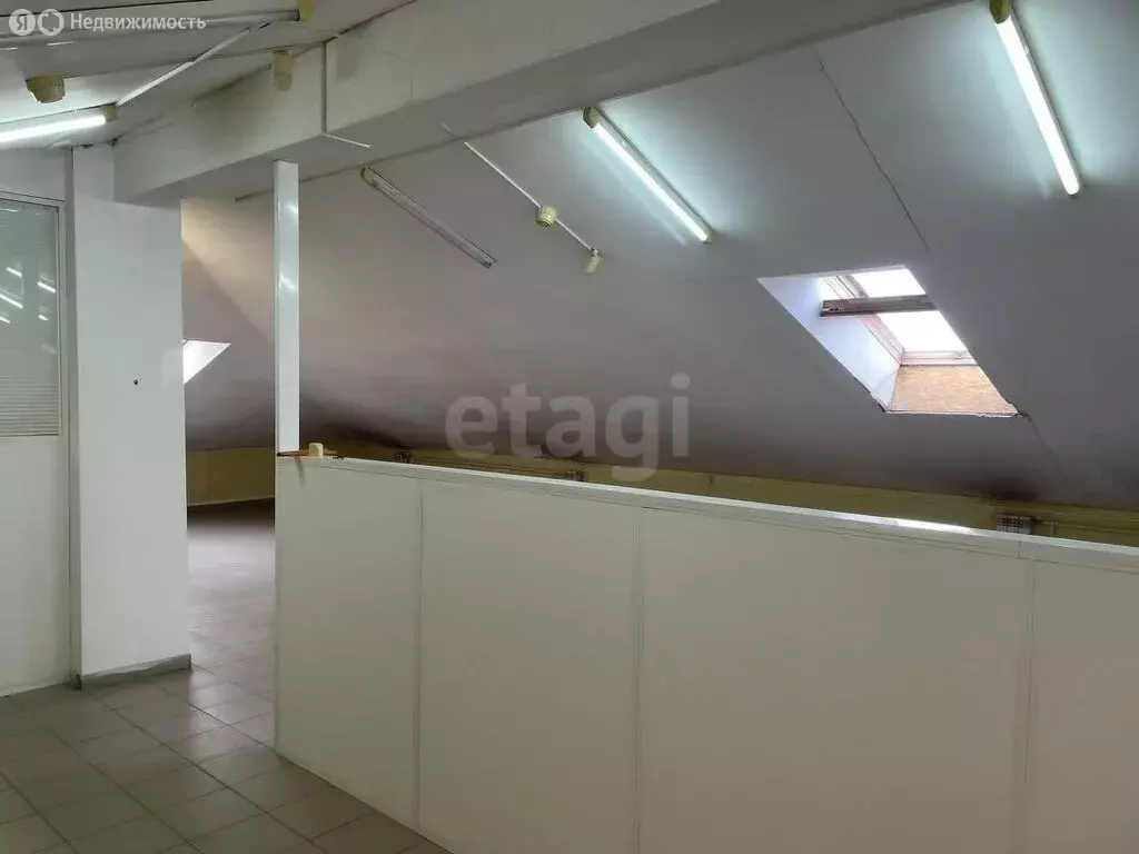 Офис (180 м) - Фото 1