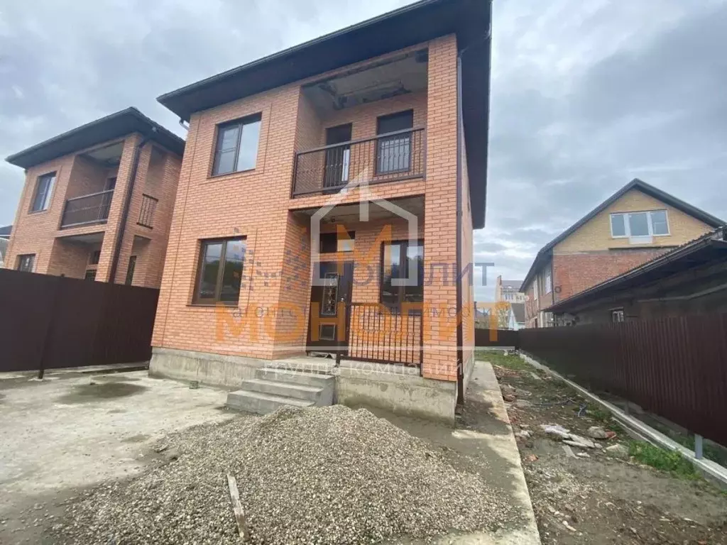 Дом в Краснодарский край, Горячий Ключ ул. Закруткина (140 м) - Фото 1