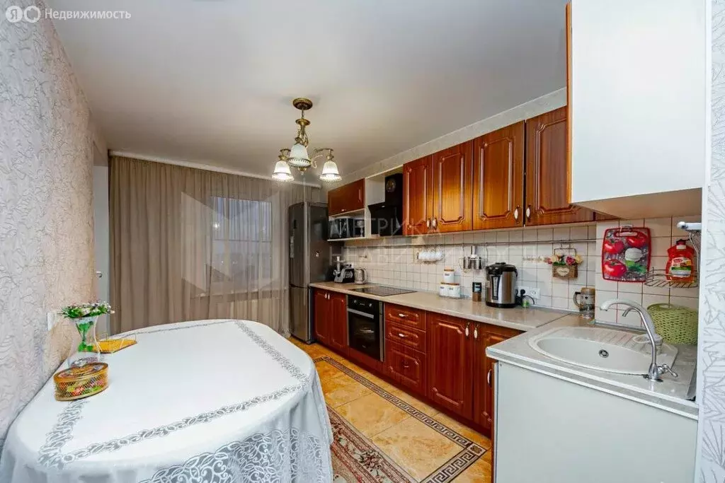 3-комнатная квартира: Тюмень, улица Михаила Сперанского, 33 (78 м) - Фото 1