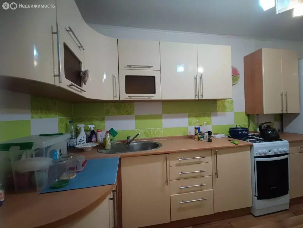 3-комнатная квартира: Белая Калитва, улица Машиностроителей, 13В (63.9 ... - Фото 1