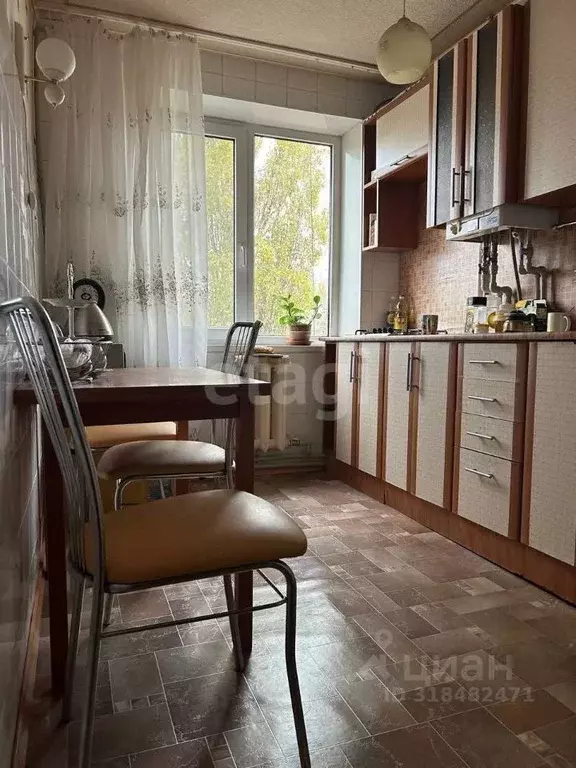 4-к кв. Белгородская область, Белгород ул. Щорса, 2а (60.9 м) - Фото 0