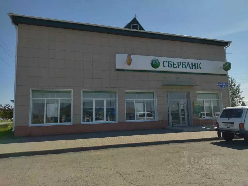 Помещение свободного назначения в Тюменская область, с. Армизонское ... - Фото 1