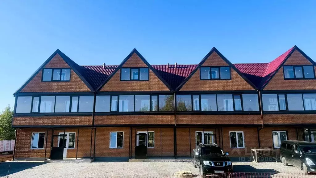 Таунхаус в Ленинградская область, Кириши ул. Нефтехимиков, 102/9 (150 ... - Фото 1