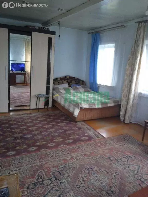 Дом в село Шишкино, Центральная улица, 54 (50 м) - Фото 0