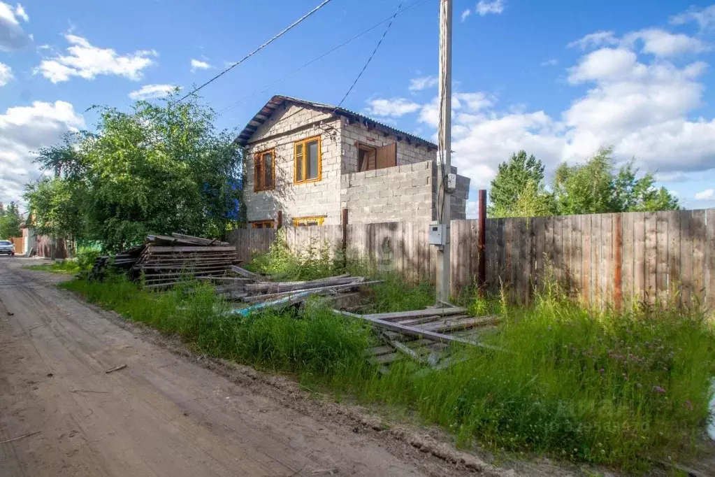 Дом в Ханты-Мансийский АО, Сургут Чистые Пруды СНТ, ул. Песчаная (80 ... - Фото 1