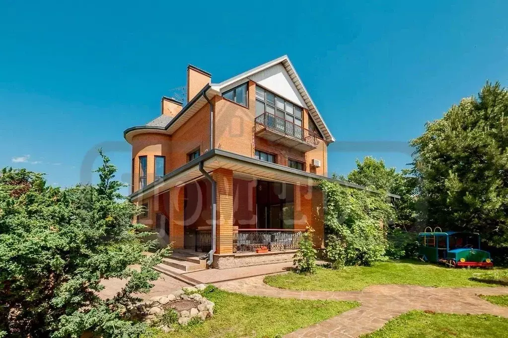 Дом в Московская область, Домодедово  (600 м) - Фото 1