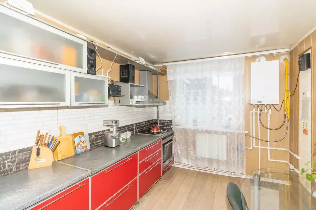 Дом в Челябинская область, Челябинск Коллекторная ул., 3 (148 м) - Фото 1