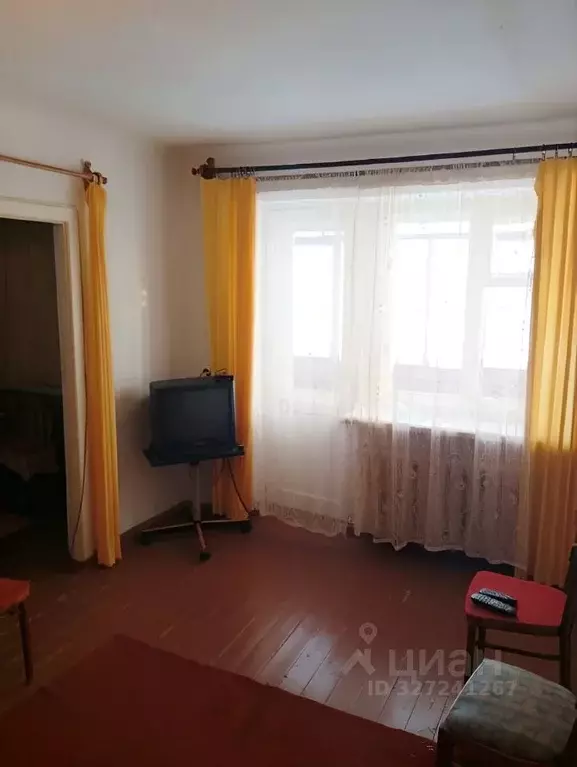 Свободной планировки кв. Коми, Инта Ленинградская ул., 1 (41.1 м) - Фото 2