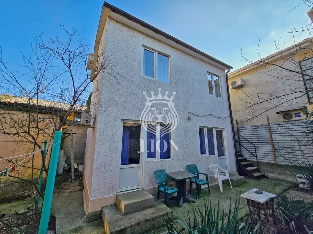 Дом в Крым, Алушта ул. Заречная, 13 (60 м) - Фото 1