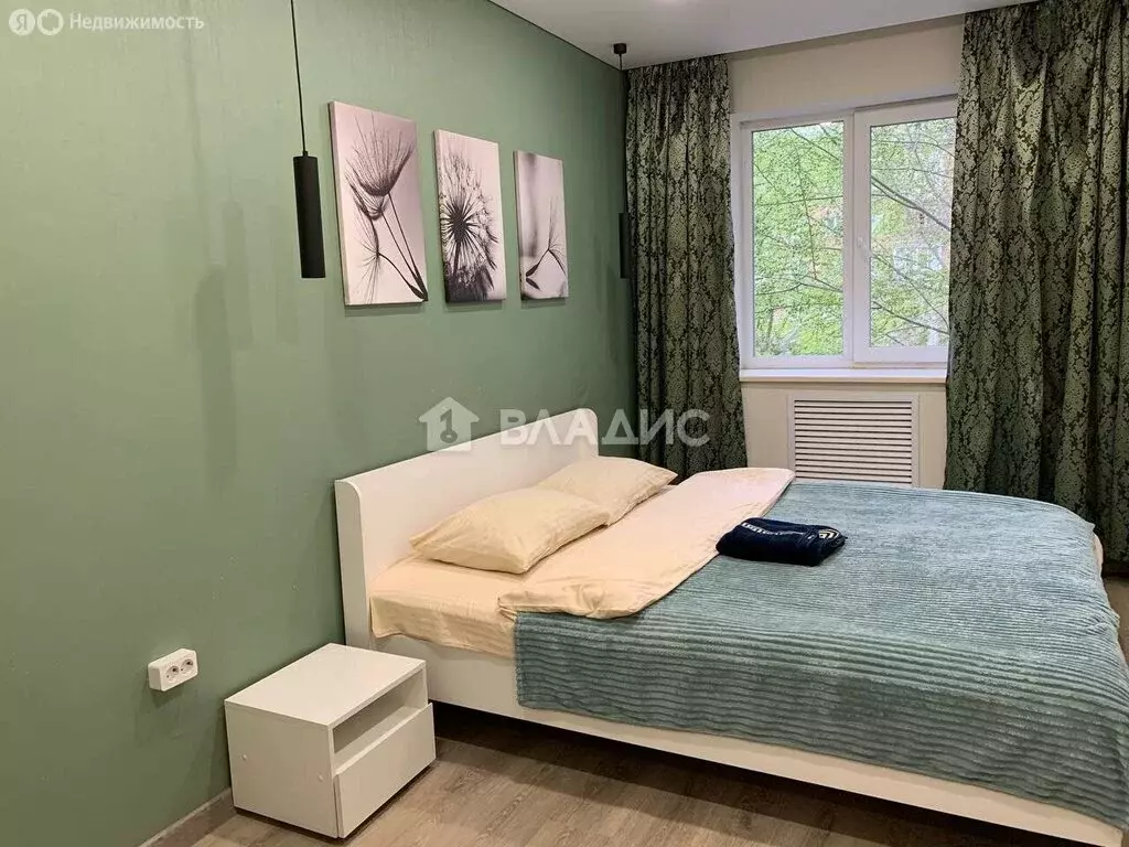 3-комнатная квартира: Улан-Удэ, улица Добролюбова, 4 (58.1 м) - Фото 1