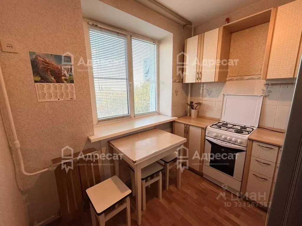 2-к кв. Волгоградская область, Волгоград ул. Елисеева, 8 (45.0 м) - Фото 2