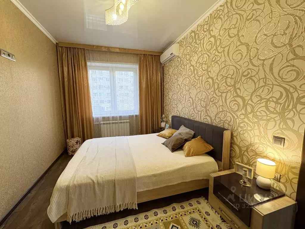 3-к кв. Астраханская область, Астрахань ул. Медиков, 9 (69.1 м) - Фото 1