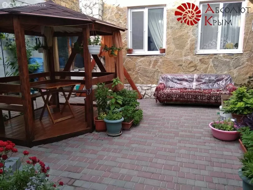 Дом в Феодосия, Советская улица, 30 (220 м) - Фото 0