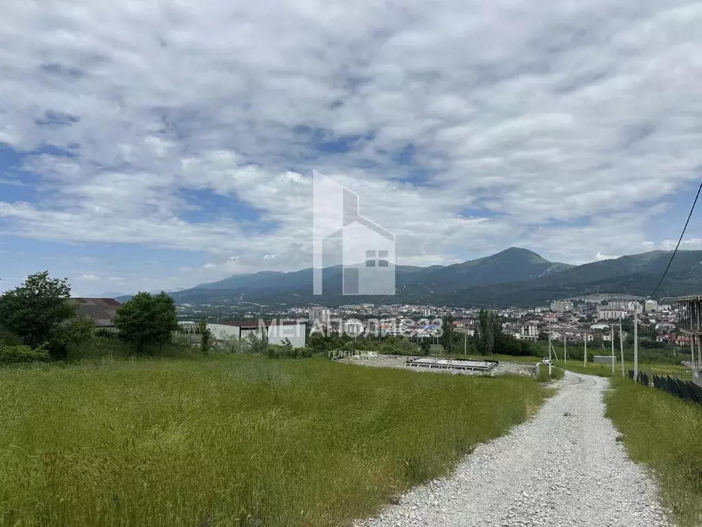 Участок в Краснодарский край, Геленджик городской округ, с. Кабардинка ... - Фото 1