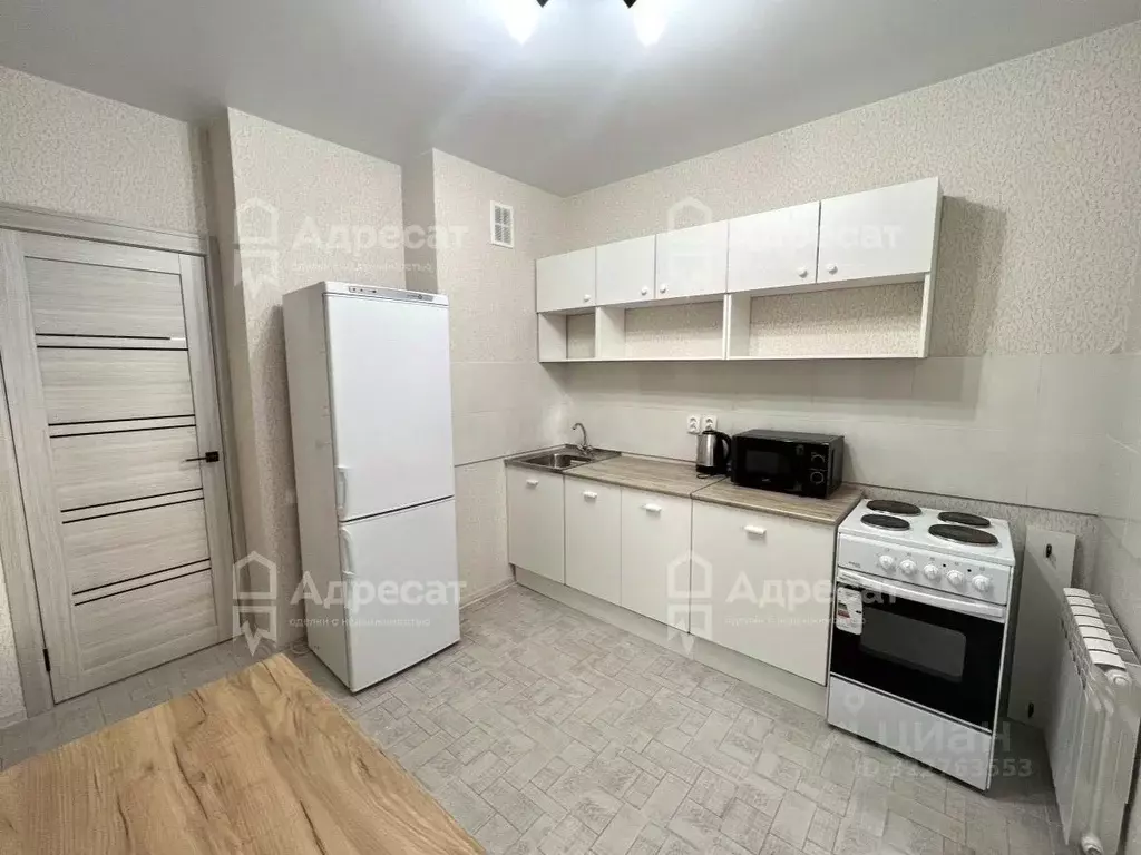 1-к кв. Волгоградская область, Волгоград ул. Милиционера Буханцева, 40 ... - Фото 1