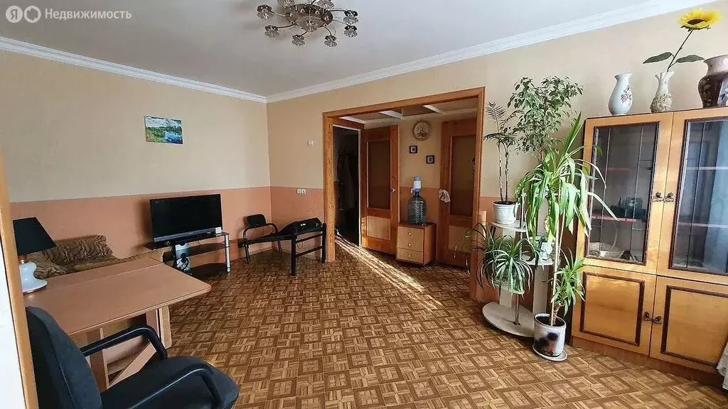 2-комнатная квартира: Тюмень, улица Луначарского, 57 (43.2 м) - Фото 0