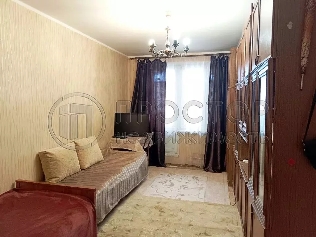 Продается комната в 3-комнатной квартире - Фото 0