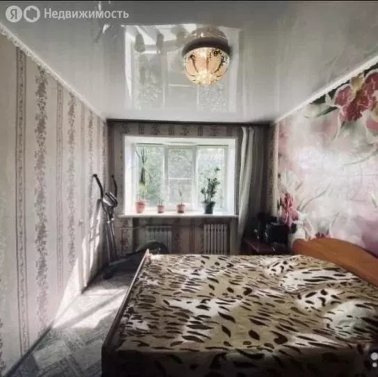 3-комнатная квартира: Абакан, улица Суворова, 42 (70.3 м) - Фото 1