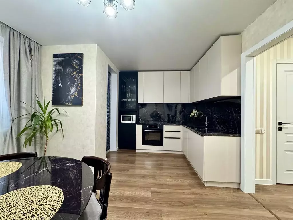 3-к кв. Башкортостан, Уфа Комсомольская ул., 106/3 (74.1 м) - Фото 2