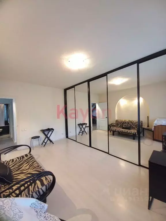 3-к кв. Краснодарский край, Геленджик ул. Ленина (89.4 м) - Фото 1