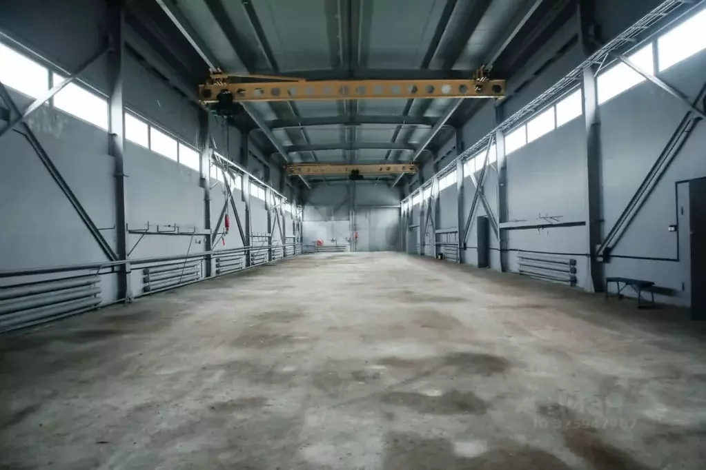 Склад в Ханты-Мансийский АО, Сургут Производственная ул., 15 (711 м) - Фото 1