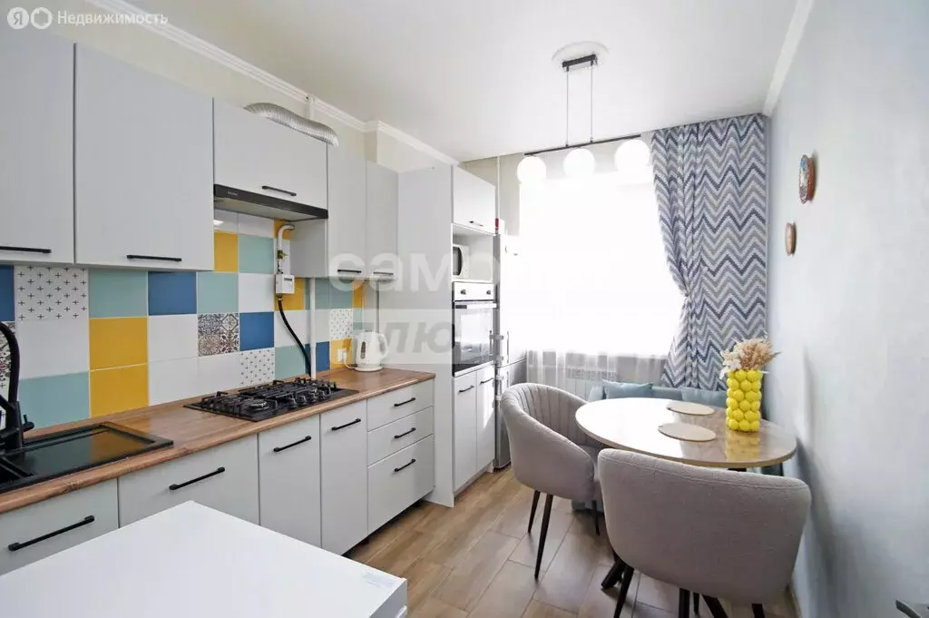 1-комнатная квартира: Омск, Иртышская набережная, 13 (31.7 м) - Фото 0