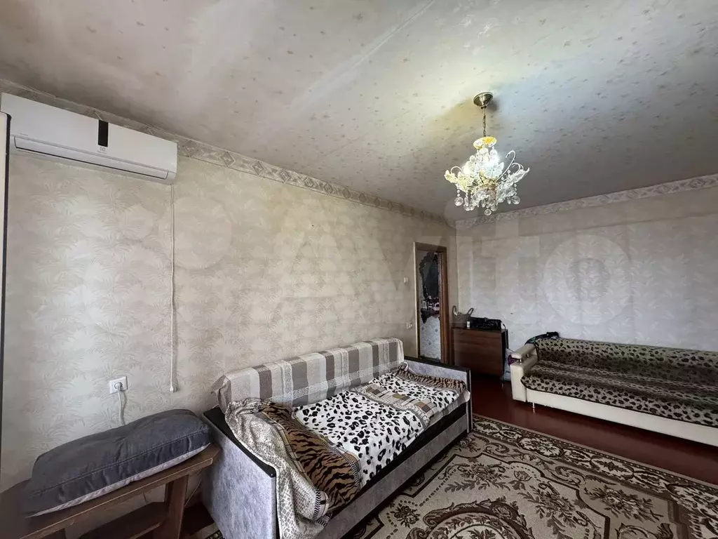 1-к. квартира, 39 м, 9/9 эт. - Фото 0