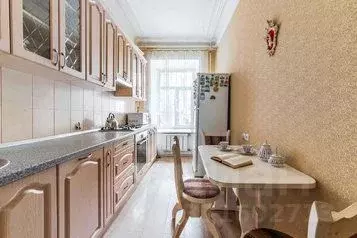 1-к кв. Санкт-Петербург наб. Лейтенанта Шмидта, 13 (65.0 м) - Фото 0