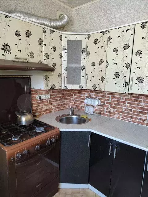 1-к. квартира, 32 м, 1/5 эт. - Фото 0