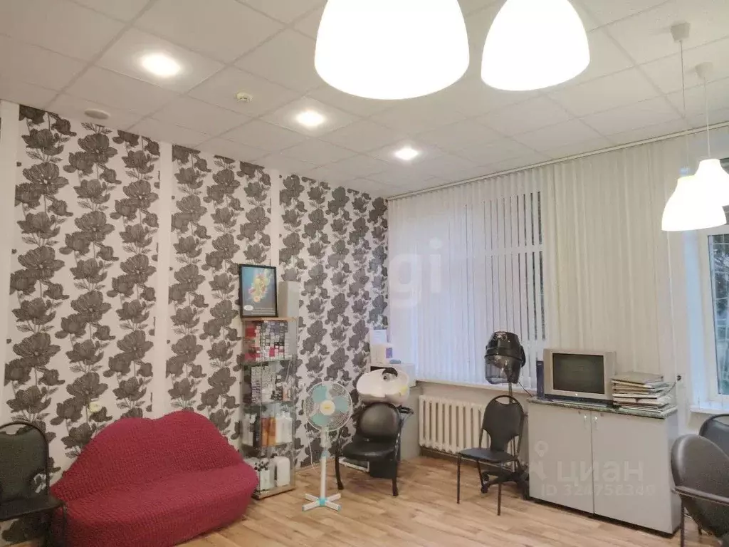 Помещение свободного назначения в Ростовская область, Новочеркасск ... - Фото 1