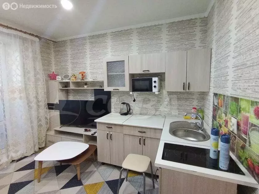 Квартира-студия: Тобольск, 15-й микрорайон, 37 (23 м) - Фото 1