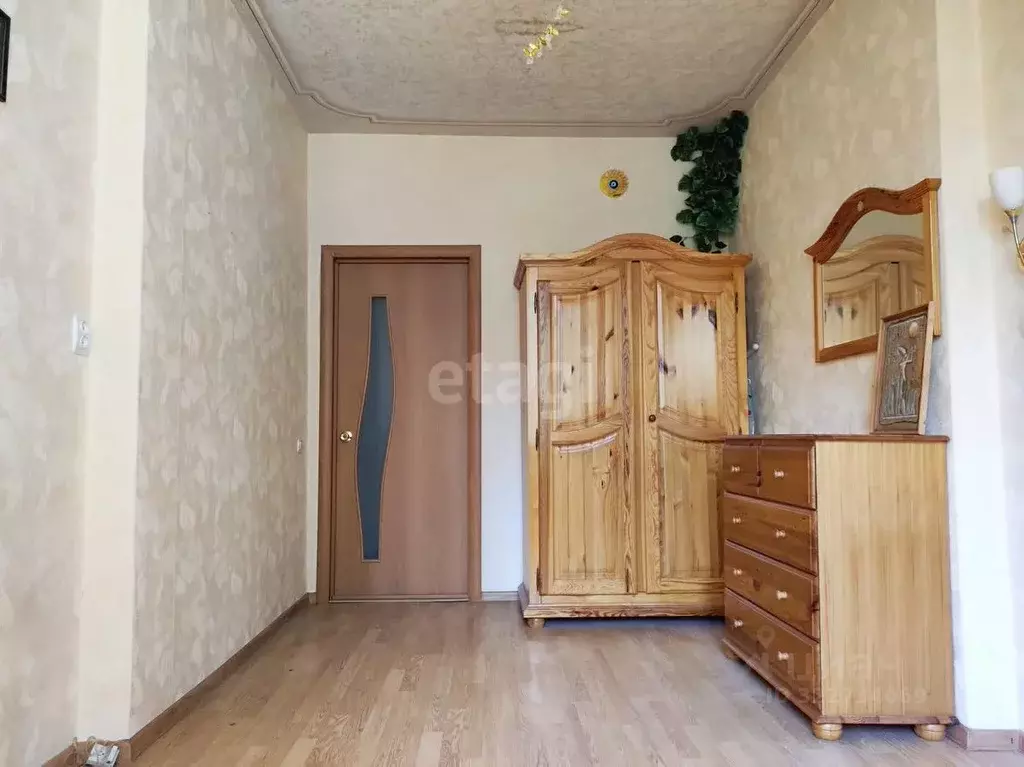 Комната Смоленская область, Смоленск ул. Черняховского, 8Б (13.3 м) - Фото 1