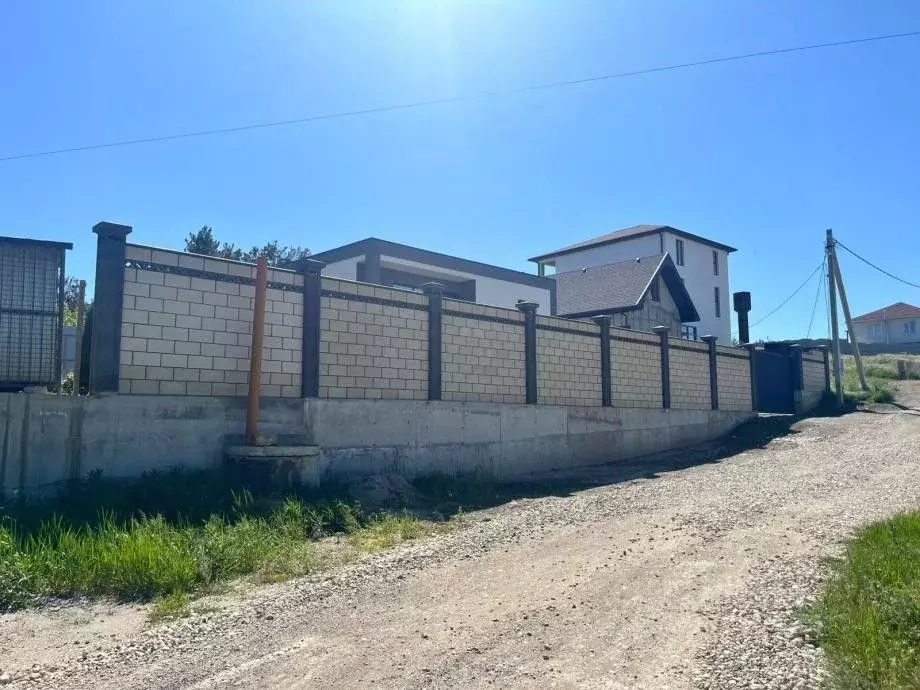 Участок в Крым, Симферополь ул. Новгородская (6.2 сот.) - Фото 0