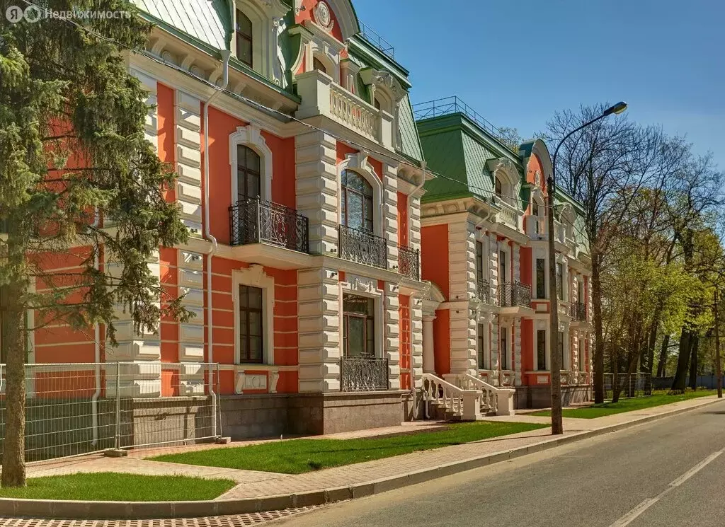 4-комнатная квартира: Санкт-Петербург, Санаторная аллея, 3 (230 м) - Фото 0