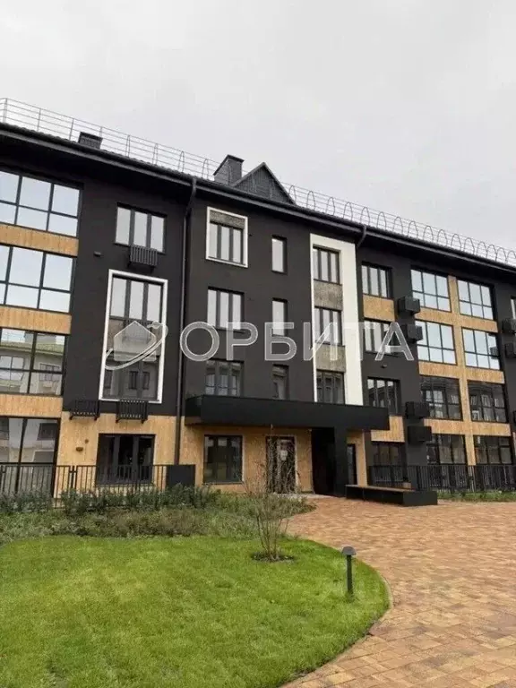 1-к кв. Тюменская область, Тюмень ул. Игоря Комиссарова, 7 (50.4 м) - Фото 1