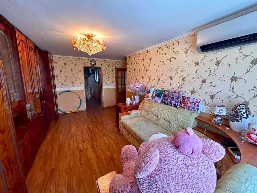 3-к кв. Крым, Симферополь ул. Менделеева, 8 (58.0 м) - Фото 0