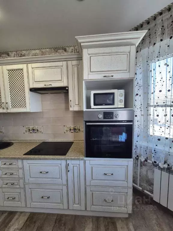 2-к кв. Курская область, Курск просп. Вячеслава Клыкова, 62 (61.0 м) - Фото 1