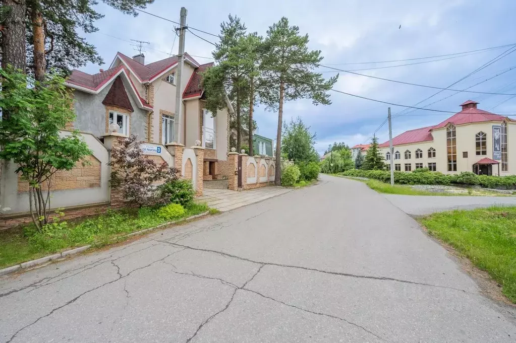 Коттедж в Свердловская область, Верхняя Пышма городской округ, с. ... - Фото 1