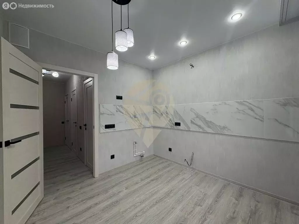 1-комнатная квартира: Старый Оскол, микрорайон Макаренко, 21 (39.6 м) - Фото 2