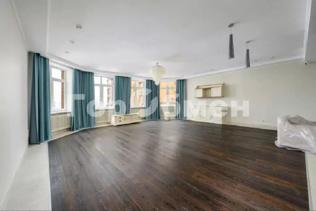 Продается 4-комнатная квартира - Фото 1