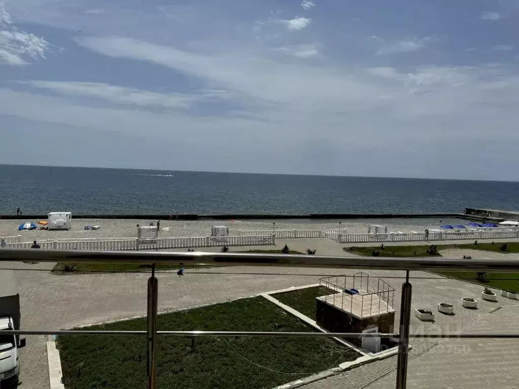 Дом в Краснодарский край, Геленджик ул. Набережная, 7 (150 м) - Фото 0