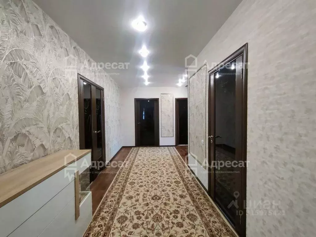 Дом в Волгоградская область, Волжский пер. Свободный (182 м) - Фото 1