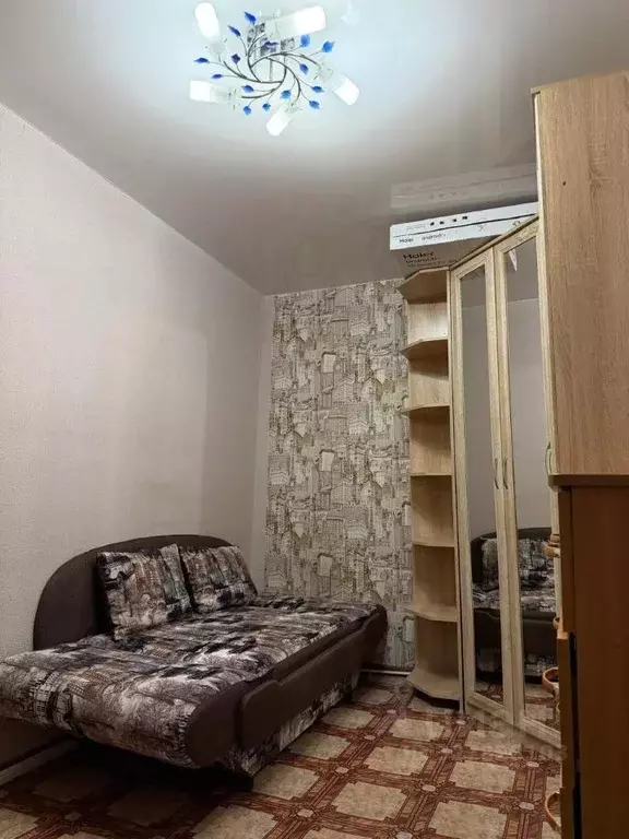 2-к кв. Омская область, Омск Бульварная ул., 4 (45.0 м) - Фото 2