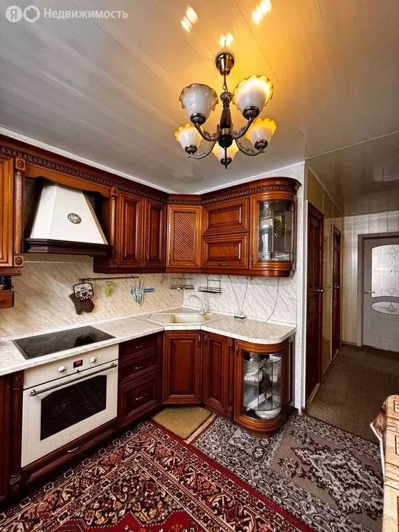 3-комнатная квартира: Братск, жилой район Гидростроитель, Вокзальная ... - Фото 1