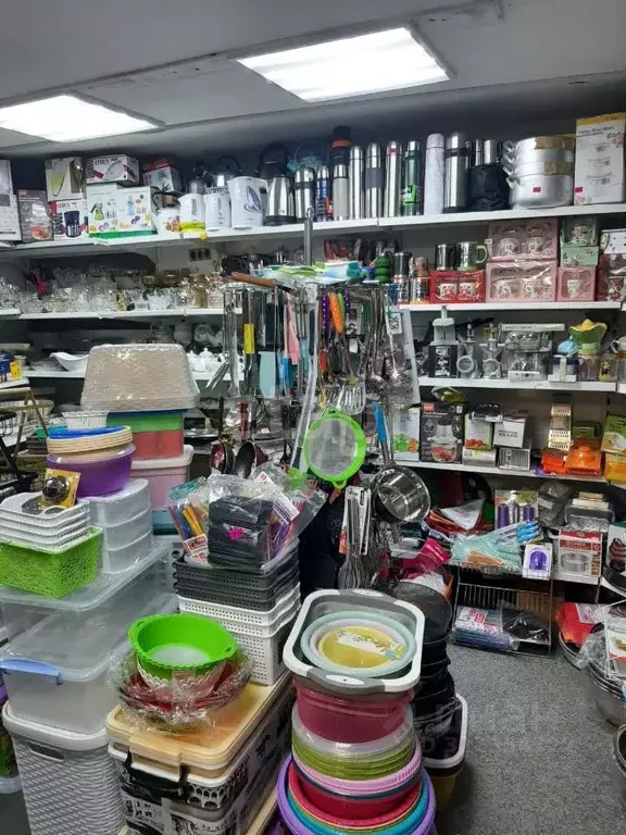 Помещение свободного назначения в Ямало-Ненецкий АО, Новый Уренгой ул. ... - Фото 1