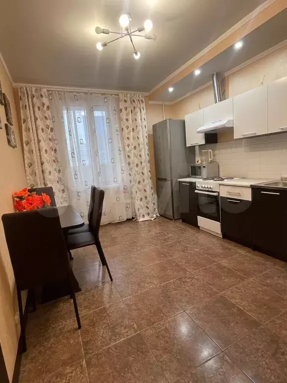 2-к. квартира, 55 м, 16/18 эт. - Фото 0