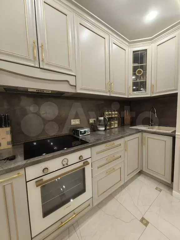 1-к. квартира, 50 м, 4/25 эт. - Фото 0
