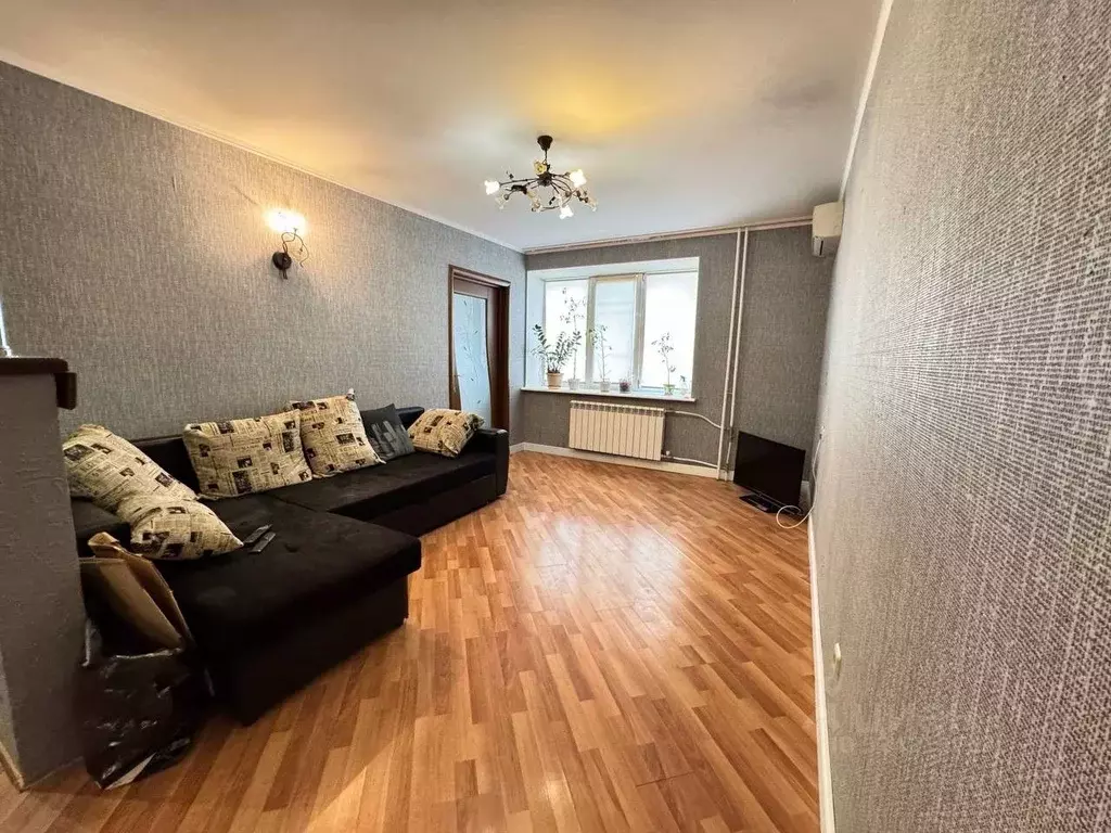 3-к кв. Саратовская область, Энгельс Золотовская ул., 14 (64.0 м) - Фото 2