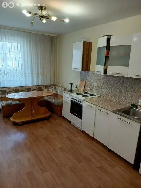 3-комнатная квартира: Краснодар, Прикубанский внутригородской округ, ... - Фото 1