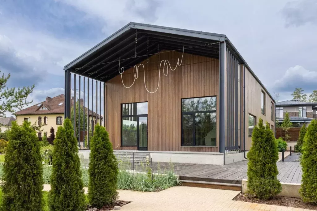 Дом, 350 м - Фото 1